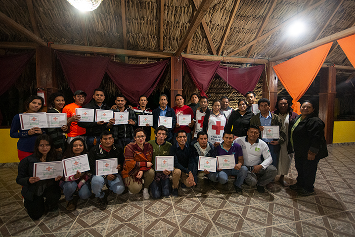 Curso de Excursionismo en el Centro Ecoturístico Nueva Alianza 